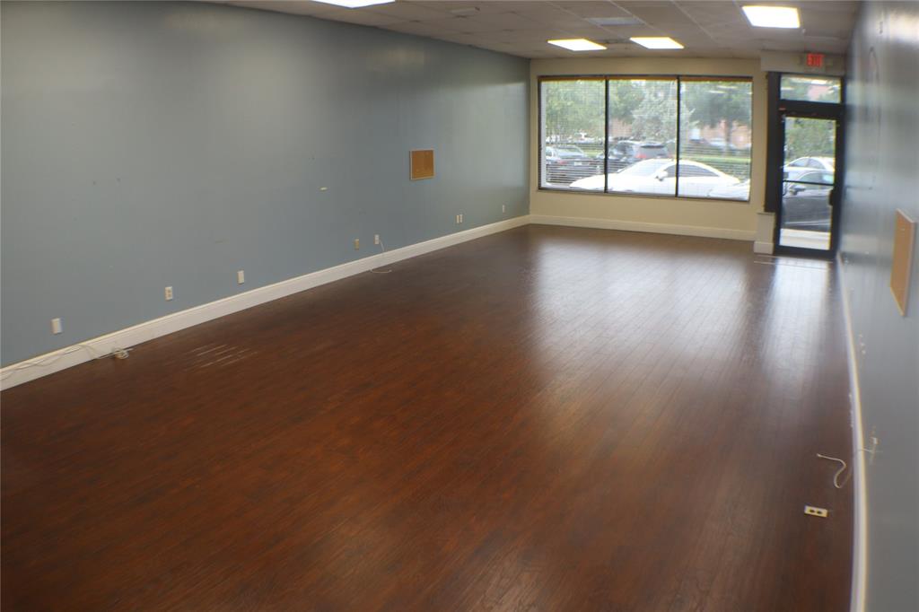 Great Retail Space